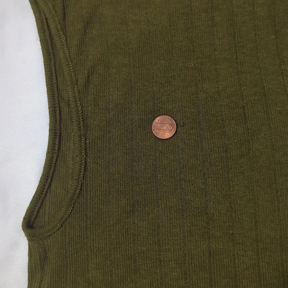 UO Mock Neck Drop Sleeve Top, Color Green Size XS-TP - Picture 8 of 12